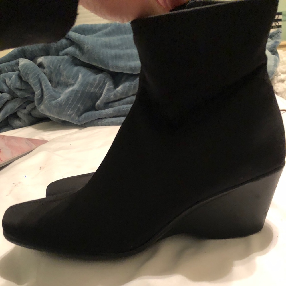 Black boots